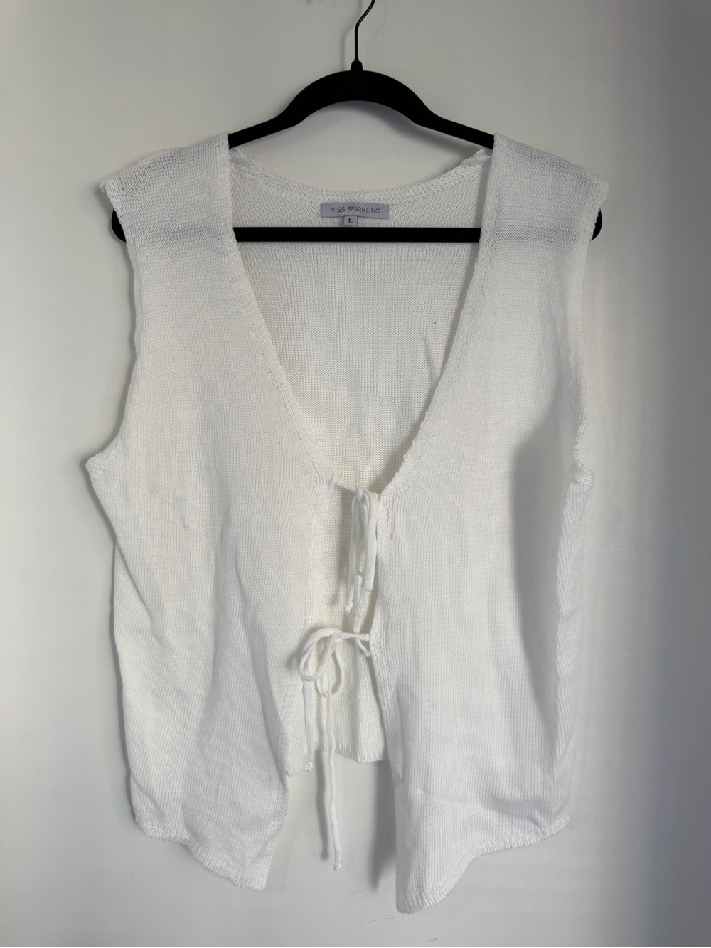 Sleeveless Tie-Front Knit Vest — White